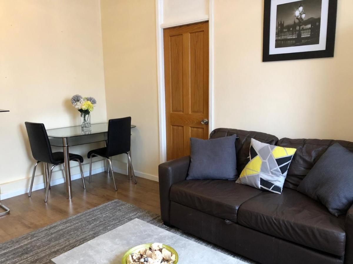 Entire Flat Very Comfortable 1 Bedroom Λονδίνο Εξωτερικό φωτογραφία